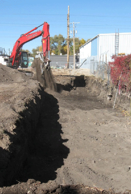 Digging at Centro Civico Mexicano